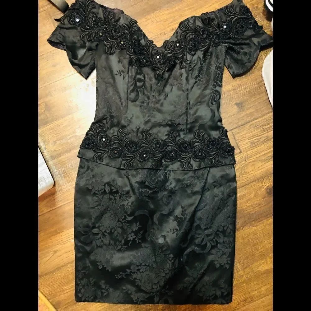 Vintage Scott McClintock black sheath Brocade Bodice embellished black dress